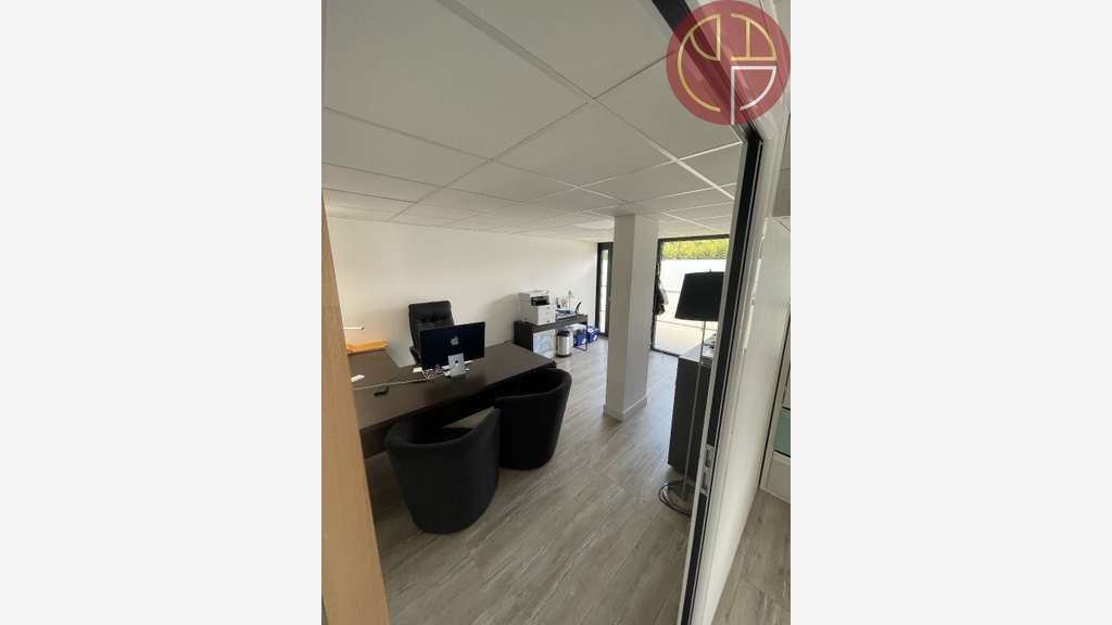 A louer local commercial 91m² à Quint-fonsegrives