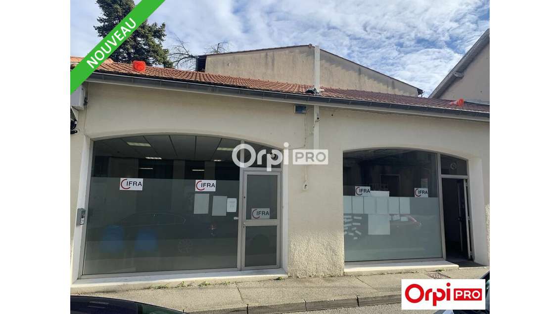 Local professionnel 60m² à louer à Romans centre 