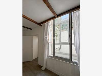 Local professionnel 80m² à louer Marseille 6e