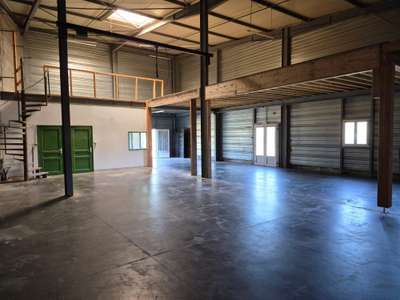 Local 330m² à louer proche d'issoire