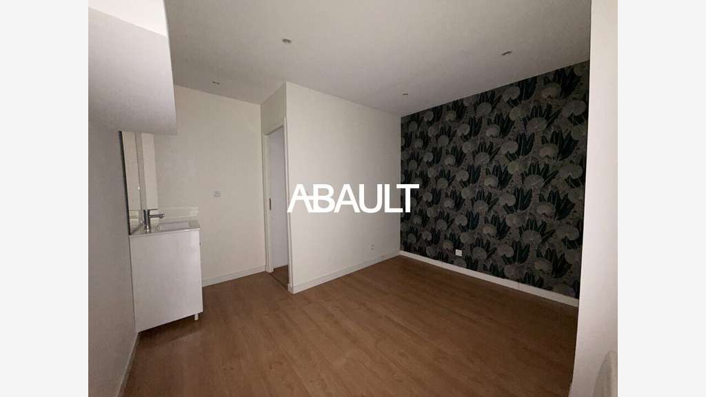 Local professionnel 30m² à louer à Toulouse