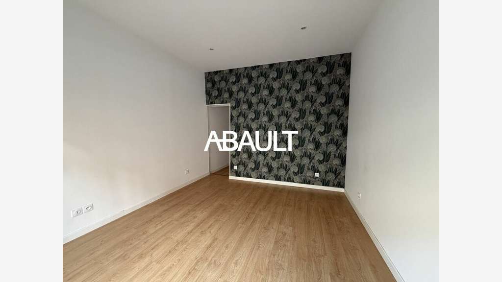 Local professionnel 30m² à louer à Toulouse