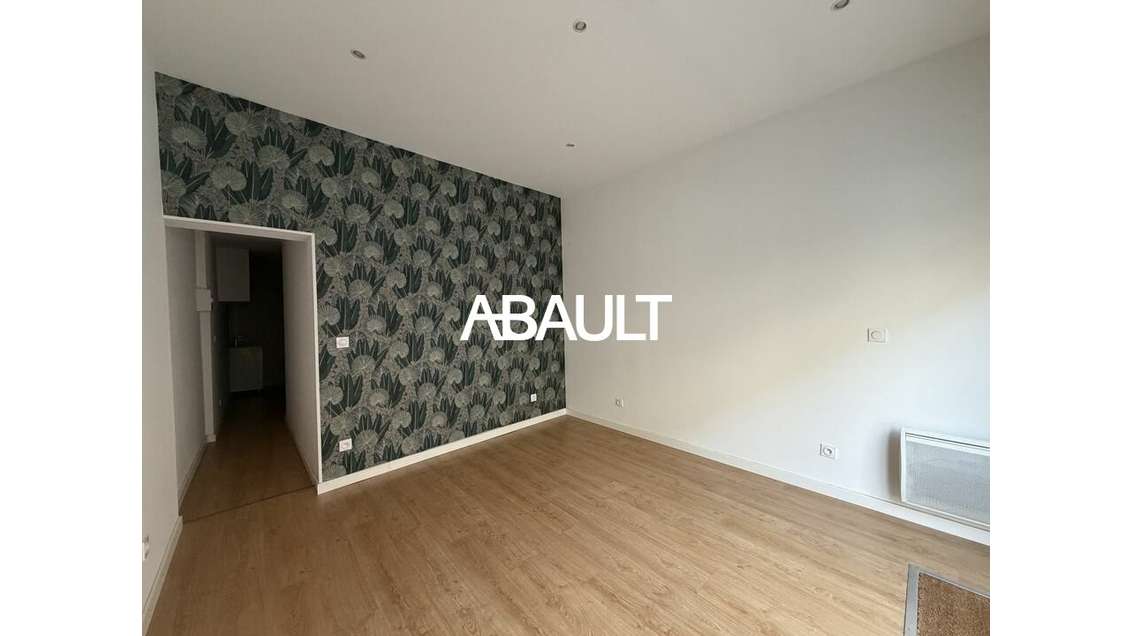 Local professionnel 30m² à louer à Toulouse