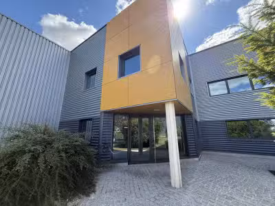 A louer local professionnel 600m² agglo Troyes