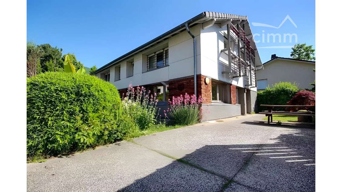 A louer local de bureau à Meylan Rue du Pré d'Elle