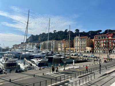 A louer restaurant 170m² Quai Lunel Port de Nice