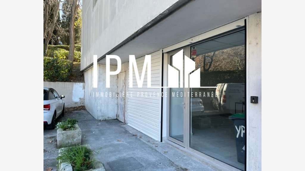 Bureau 32m² à louer 13008 Marseille