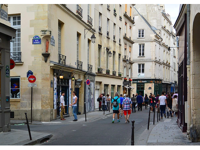 Location Locaux commerciaux - Boutiques à Paris 4e