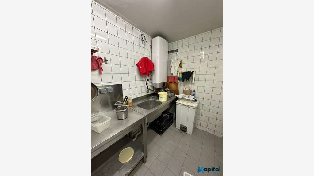 A louer local restaurant rapide 37m² à Paris 75017