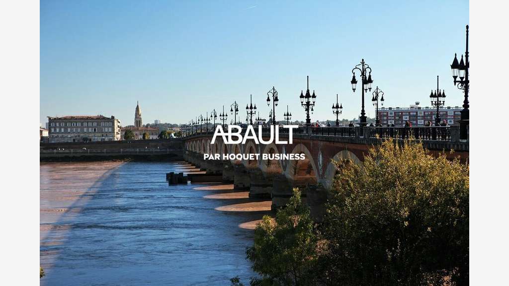 Local 74m² à louer à Bordeaux hyper centre