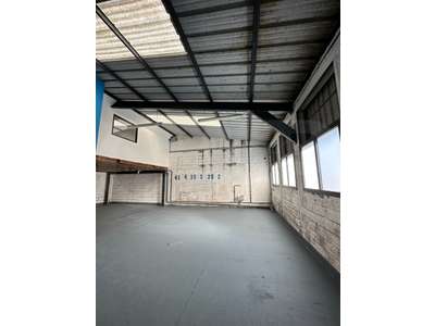 Location Locaux d'activités - Entrepôts à Saint-Brieuc