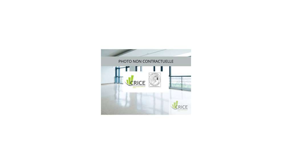 A louer local 155m² dans ZA de St-Sulpice-de-Royan