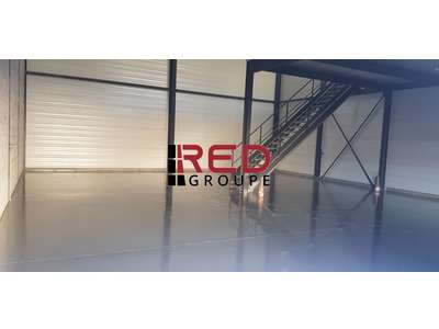 Location Locaux d'activités - Entrepôts à Signes