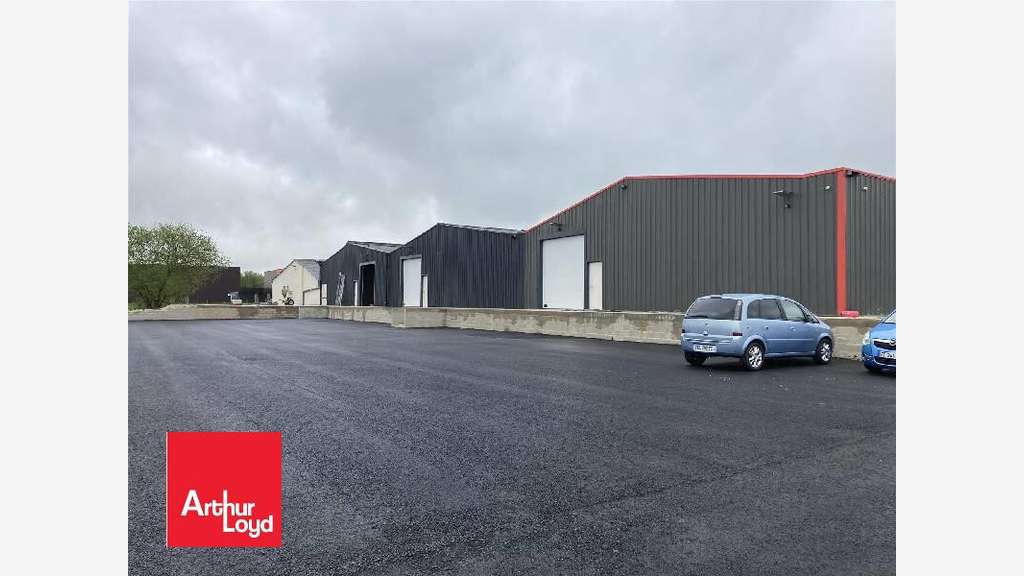 Loue locaux activité bureau 888m² Gasville-Oiseme