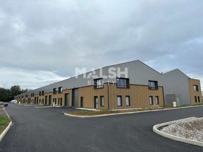 Loue locaux d'activités 1178m² à Bourgoin Jallieu