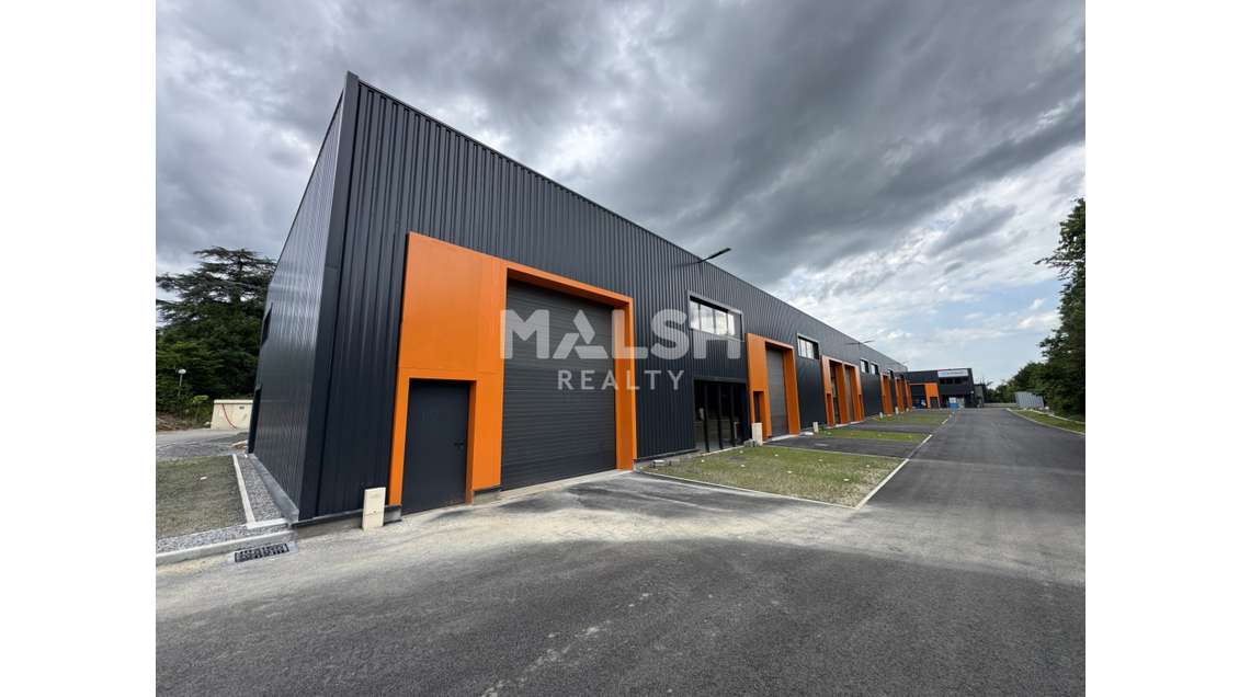 Loue locaux d'activités 283m² Andrézieux Boutheon