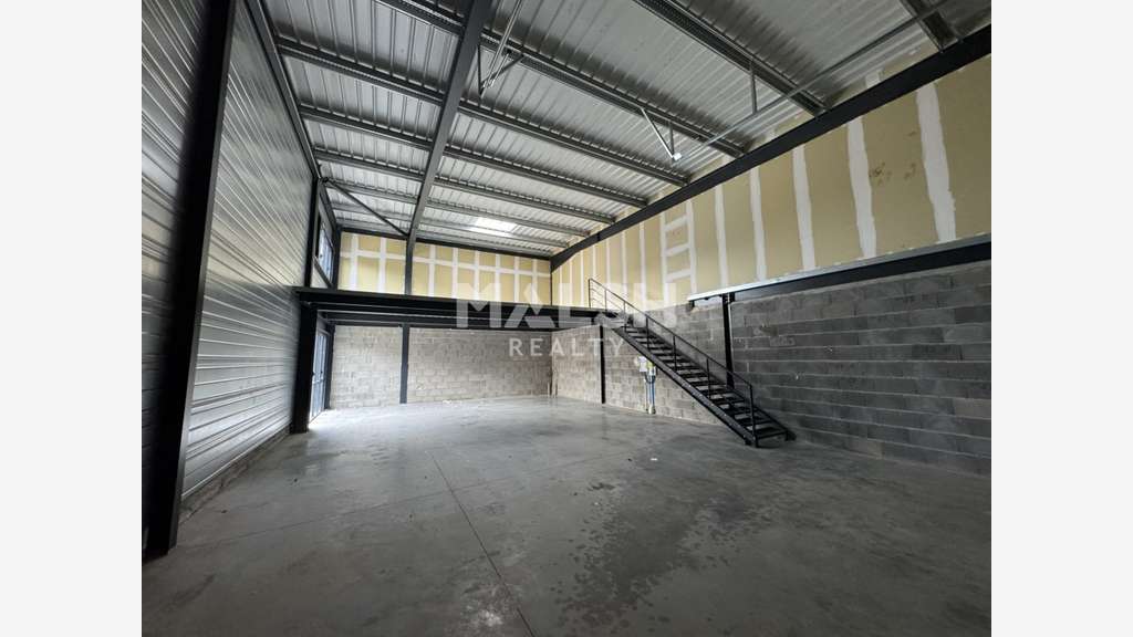 Loue locaux d'activités 283m² Andrézieux Boutheon
