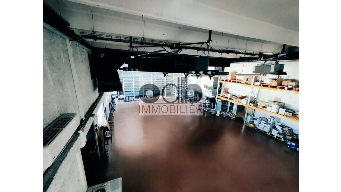 A louer local d'activité mixte 390m² à Vallauris