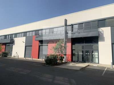 A louer locaux d'activités bureaux 2072m² Dardilly