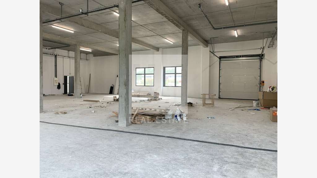 A louer bureaux 165m² Dardilly