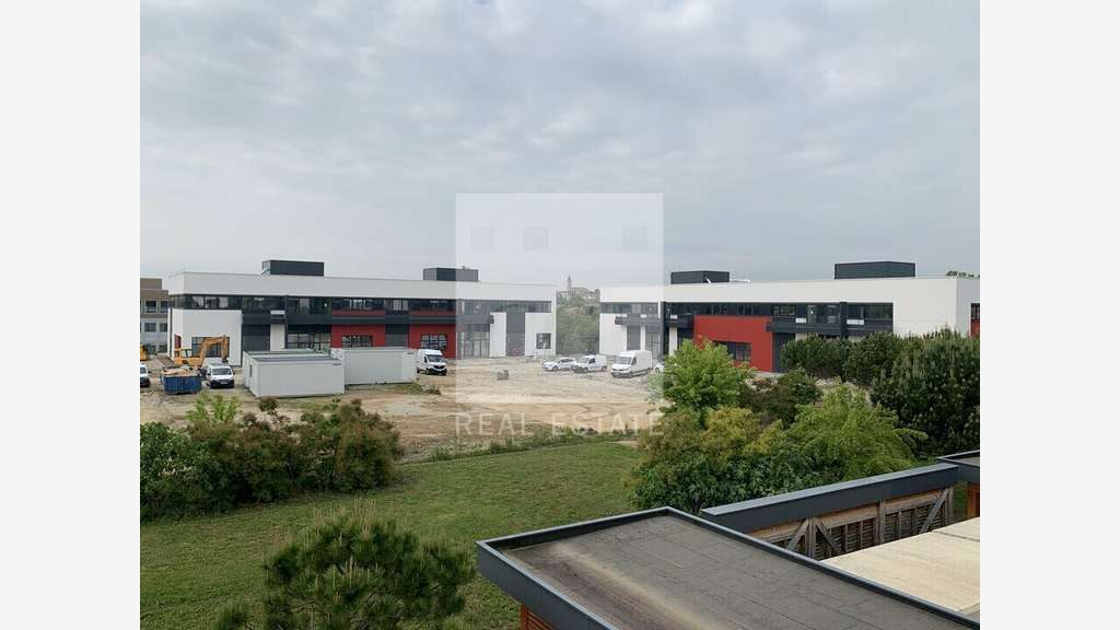 A louer bureaux 165m² Dardilly