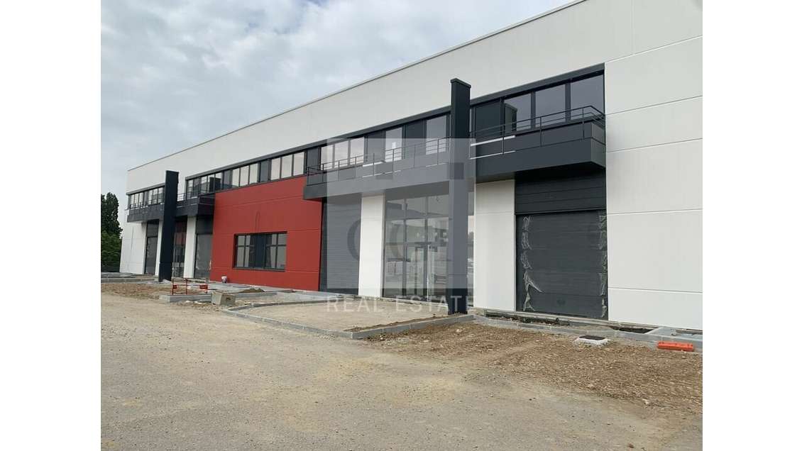 A louer bureaux 165m² Dardilly