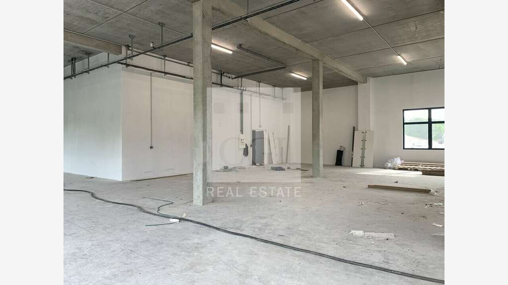 A louer bureaux 165m² Dardilly