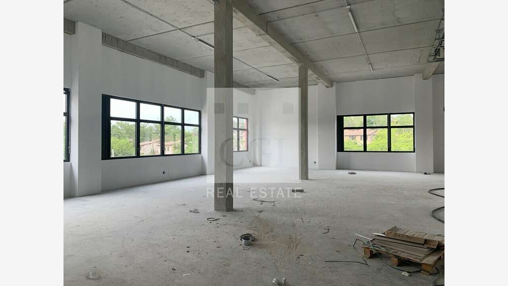 A louer bureaux 165m² Dardilly