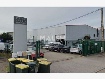 Locaux d'activités à louer 520m² à Chassieu