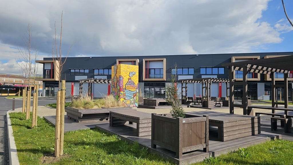 À louer locaux d'activités de 200 à 370m² au Havre