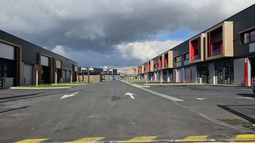 À louer locaux d'activités de 200 à 370m² au Havre