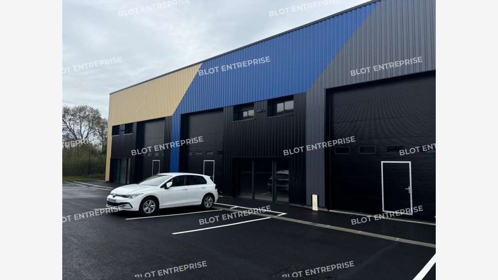 A louer 4 cellules d'activités 800m² à Ancenis