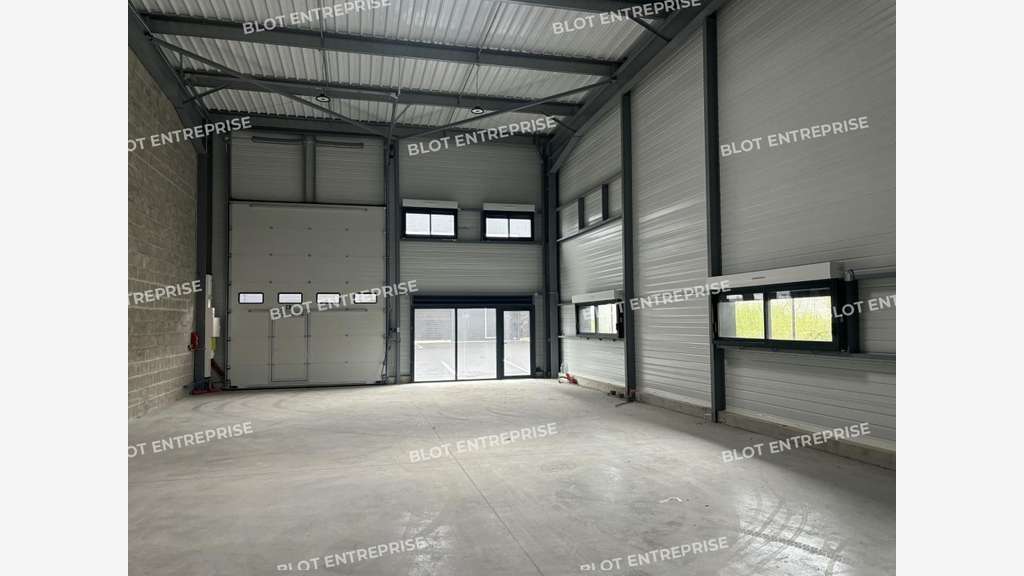 A louer 4 cellules d'activités 800m² à Ancenis