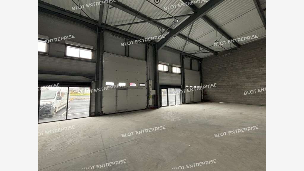 A louer 3 cellules d'activités de 200m² à Ancenis