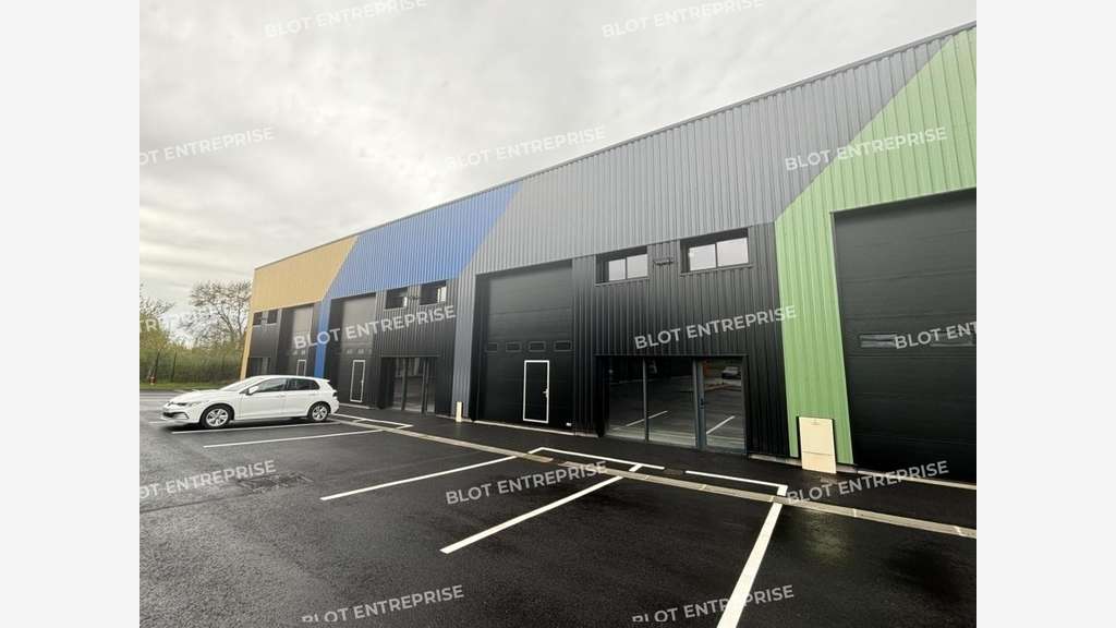 A louer cellule d'activités 200m² à Ancenis
