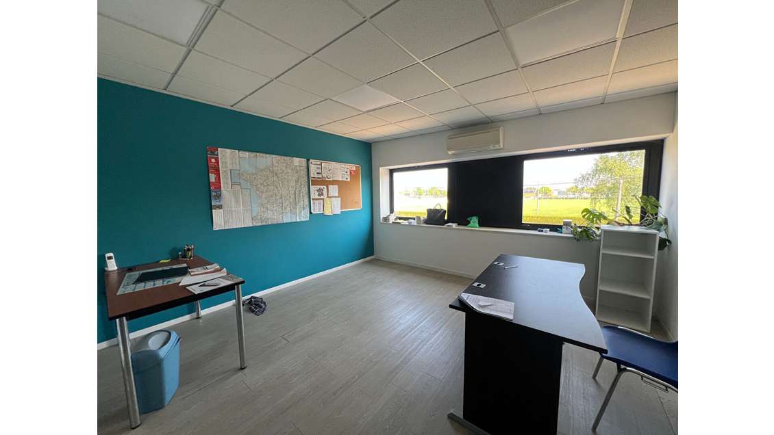 Bâtiment d'activité 486m² en excellent état Angers