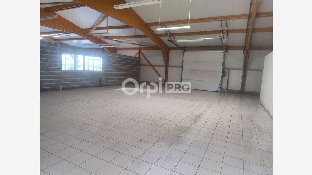 Local d'activité 408m² à louer Argent-sur-Sauldre