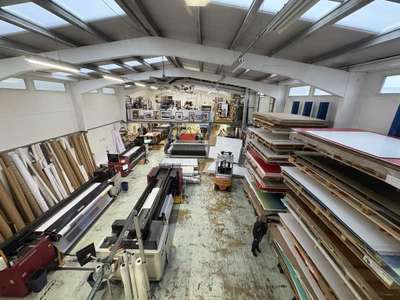 Location Locaux d'activités - Entrepôts à Argenteuil