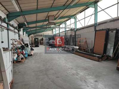 Location Locaux d'activités - Entrepôts à Arles