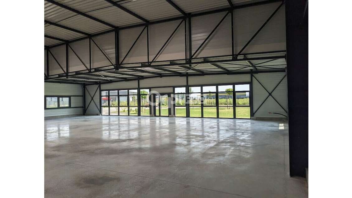 A louer local d'activité 403m² secteur Beaune