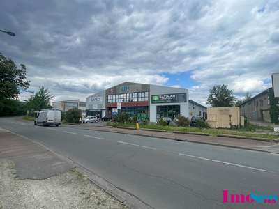 Entrepôt de 200m² à louer en za à Bègles