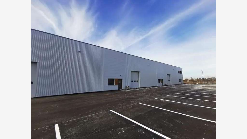À louer locaux d'activités 389m² en ZA à Bétheny