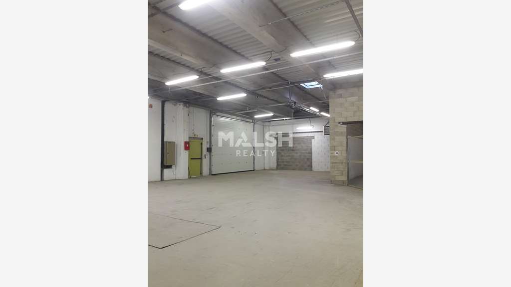 Locaux d'activités à louer 767m² divisible à Blyes