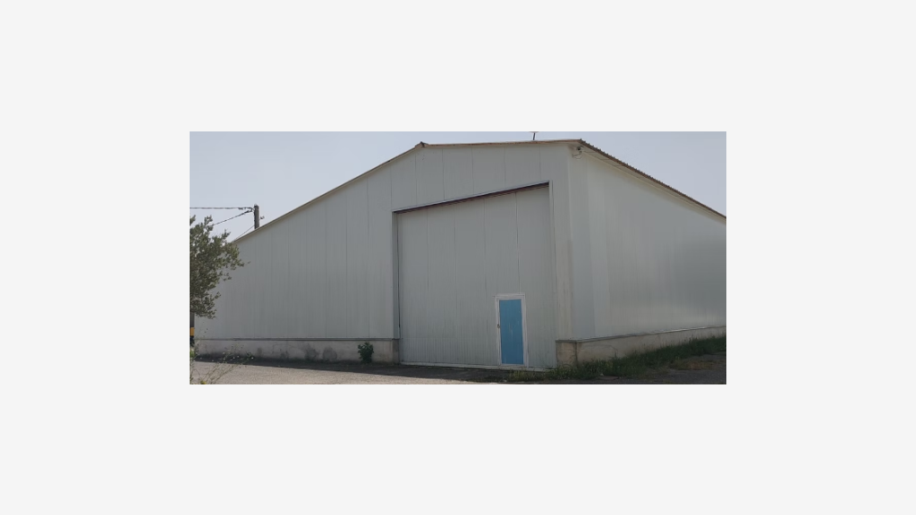 A louer local d'activité 300m² à Bollène