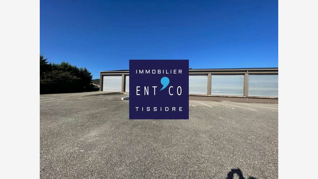 A louer entrepôt logistique 1680m² à Bon-Encontre 