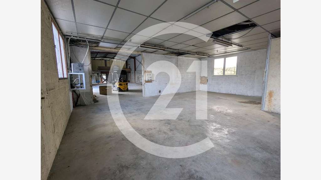 Local d'activité 470m² à louer à Bourg de Péage