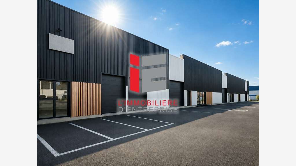 Cellule d'activité 228m² bord 4 voies Rennes-Redon