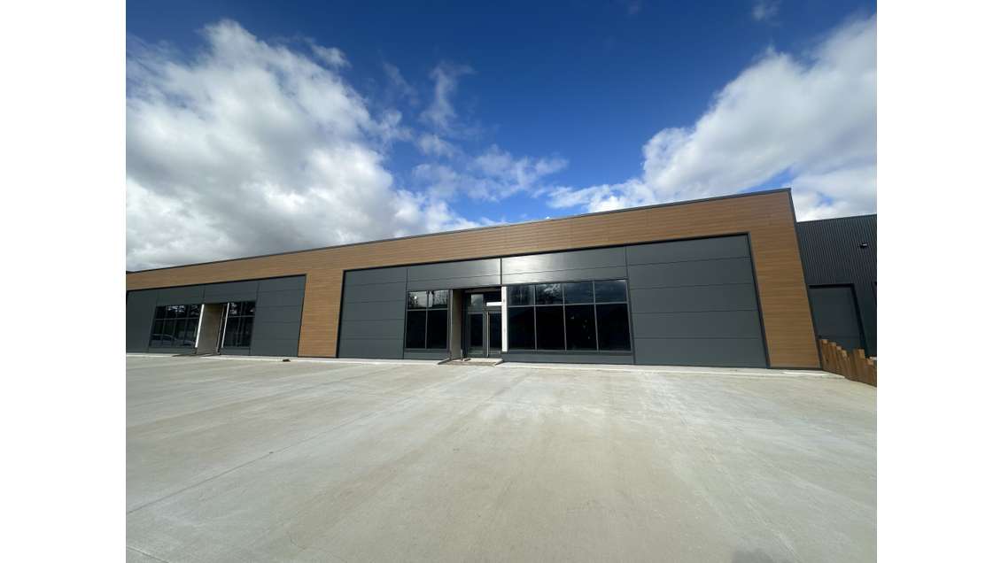 Cellule d'activité à louer à Chartres