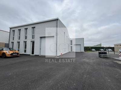 Location Locaux d'activités - Entrepôts à Chassieu