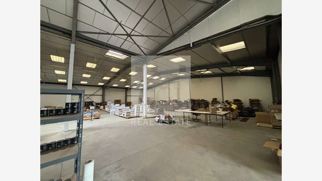 Local activité 1580m² à louer Civrieux d'Azergues